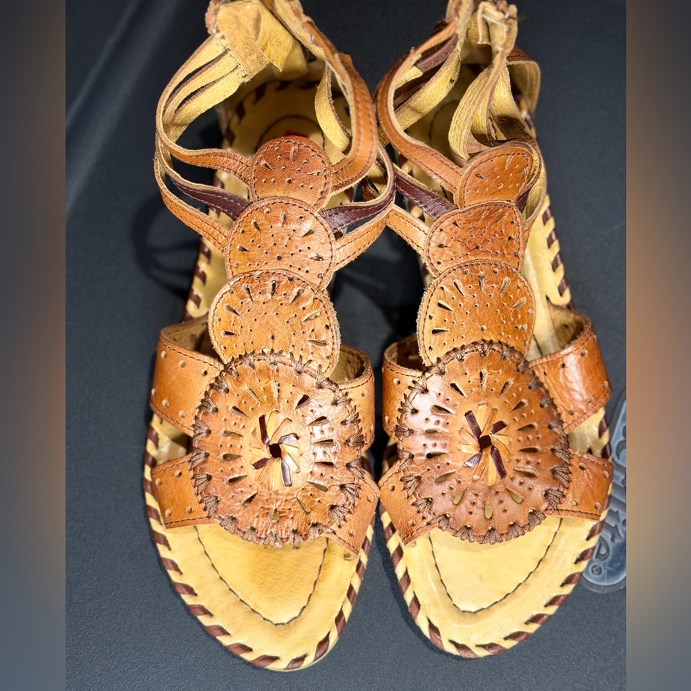 Pikolinos Brown Leather Sandals
